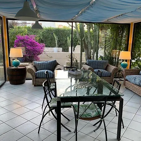 Divella Suites Konukevi